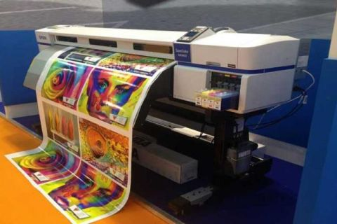 راهنمای چاپ دیجیتال: مزایا، کاربردها و تفاوت آن با چاپ افست